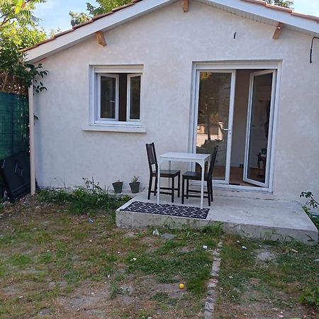 Studio Maisonette Eysines Exteriör bild